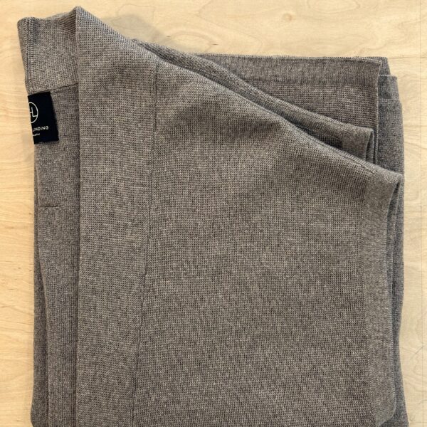 IMG 2531 002 Knitwear for women - handmade in Italy Hanne Linding Knit vest, Classic no. 6 dark sand. Quality knit in Danish design.