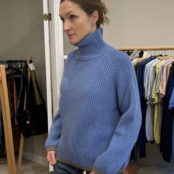 boxy sweater, chunky no. 1 medium blue